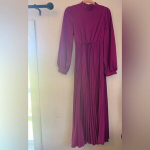 Women’s Pleated Maxi Dress